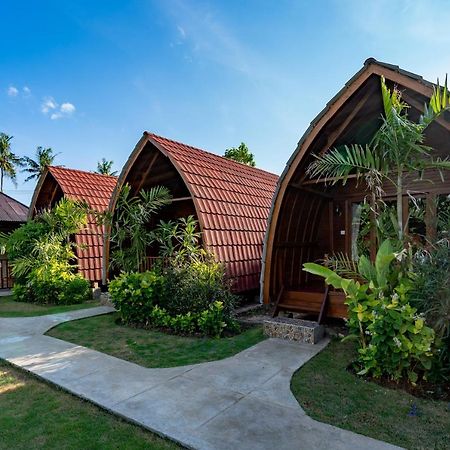 Отель The Soggol Lembongan Экстерьер фото