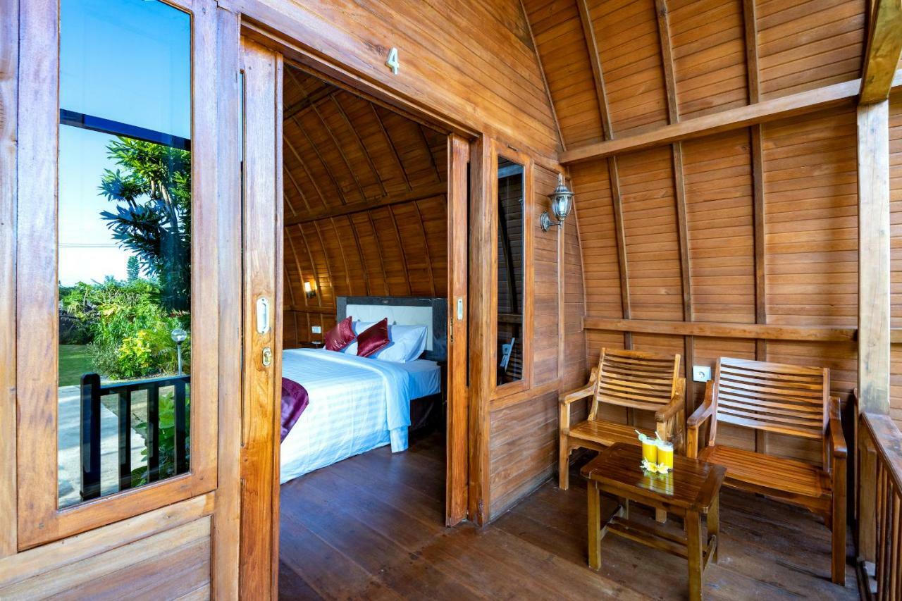 Отель The Soggol Lembongan Экстерьер фото